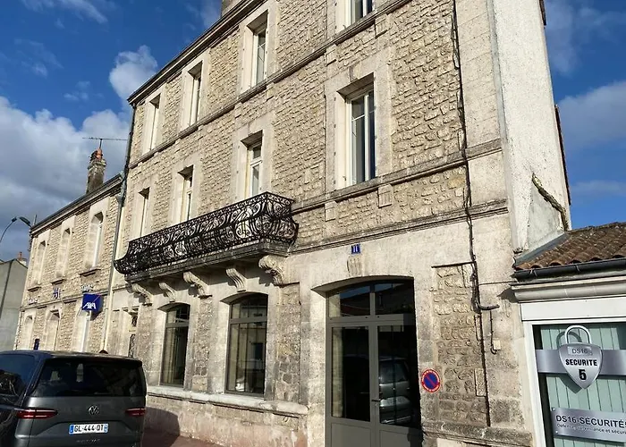 Superbe Studio Centre Ville * Clim * Wifi * Haut De Gamme *