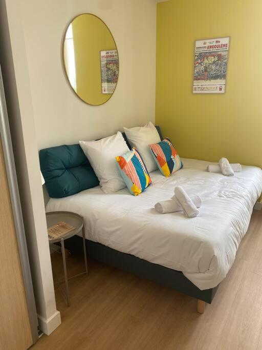 Superbe Centre * Clim * Wifi * De Gamme * Apartment Angoulême